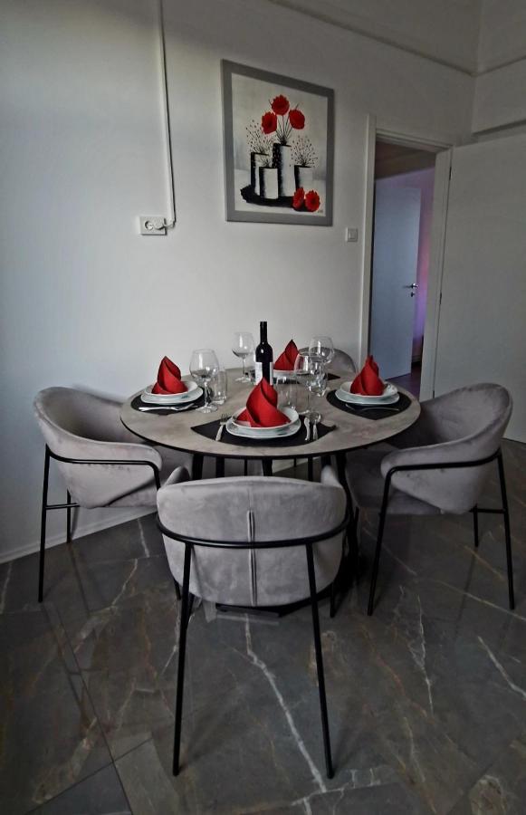 Mc Centar Apartman Apartment Pula Exterior foto